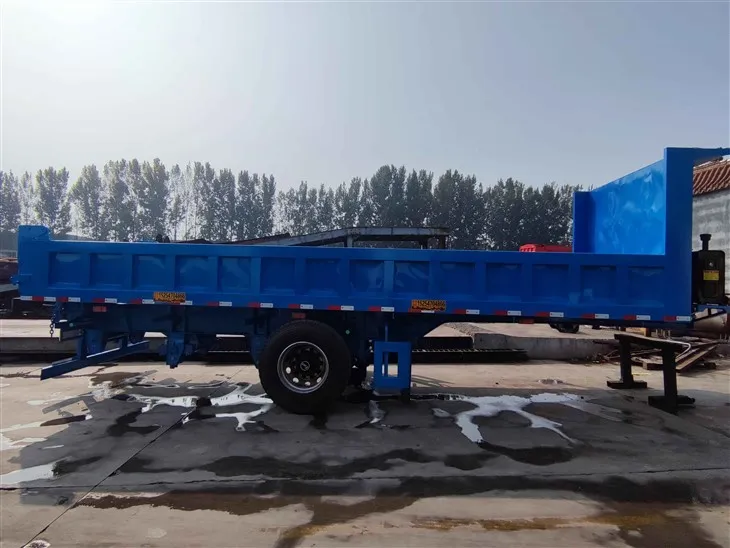 Návěs pro zadní vyklápěcí-návěs